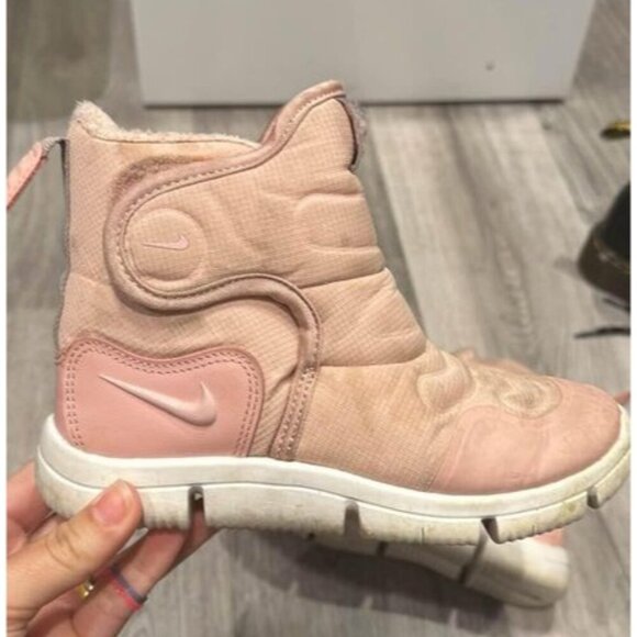 Nike kids pink winter fleeced boots size 11.5 - Picture 4 of 5